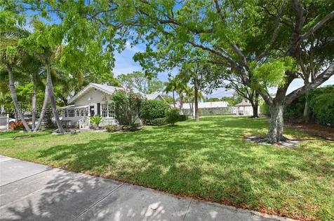355 NE 5th Avenue Delray Beach FL 33483