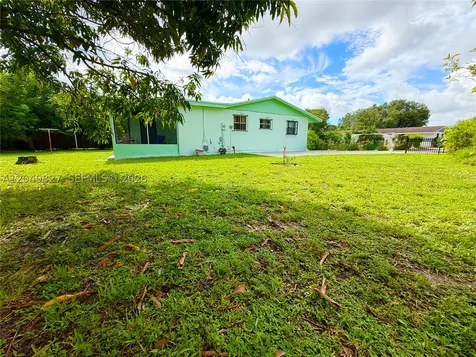 3851 NW 210th Terrace Miami Gardens FL 33055