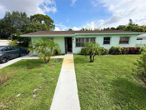 3851 NW 210th Terrace Miami Gardens FL 33055