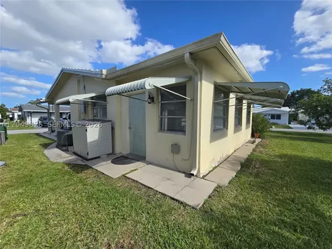 4805 NW 45th Avenue Tamarac FL 33319