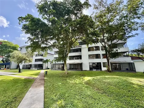 8215 SW 152nd Avenue Miami FL 33193
