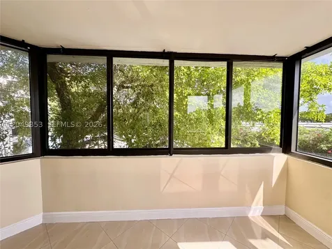 8215 SW 152nd Avenue Miami FL 33193