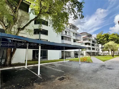 8215 SW 152nd Avenue Miami FL 33193