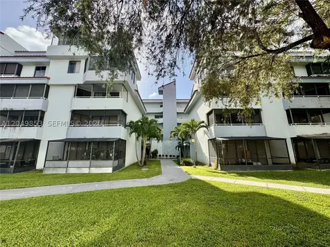 8215 SW 152nd Avenue Miami FL 33193