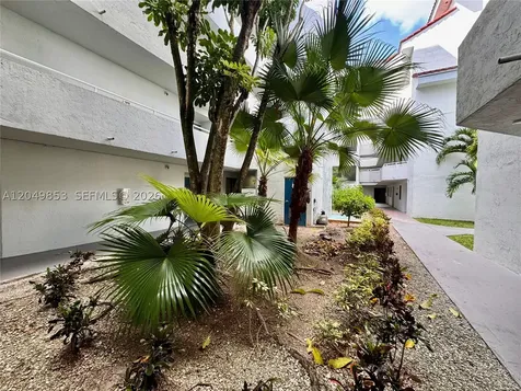 8215 SW 152nd Avenue Miami FL 33193