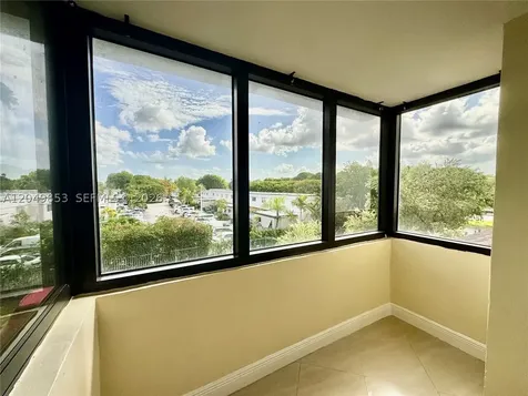 8215 SW 152nd Avenue Miami FL 33193