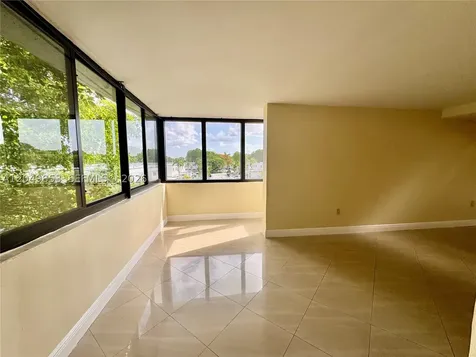 8215 SW 152nd Avenue Miami FL 33193