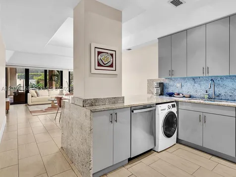 2901 S Bayshore Drive Miami FL 33133
