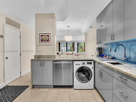 2901 S Bayshore Drive Miami FL 33133