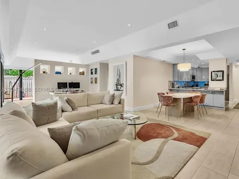 2901 S Bayshore Drive Miami FL 33133