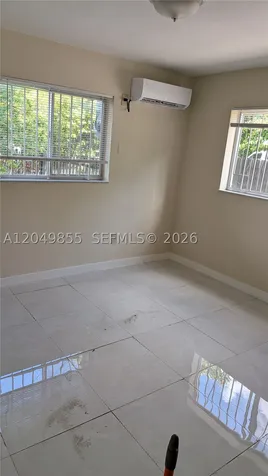 1194 NW 19th Avenue Miami FL 33125