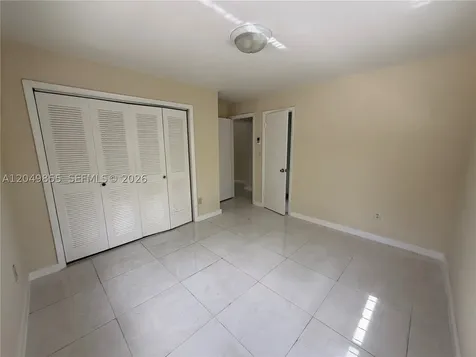 1194 NW 19th Avenue Miami FL 33125
