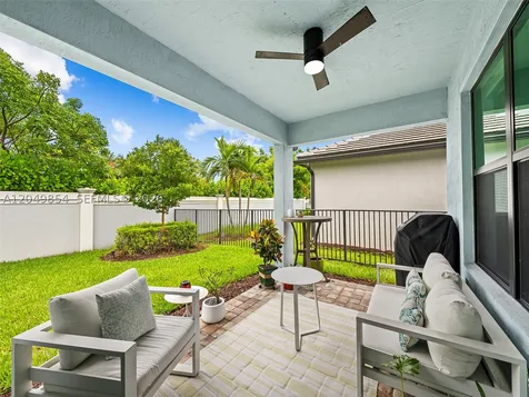 2950 Shortleaf Avenue Lauderdale Lakes FL 33311