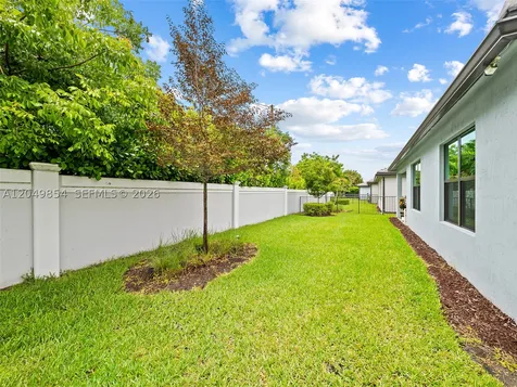2950 Shortleaf Avenue Lauderdale Lakes FL 33311