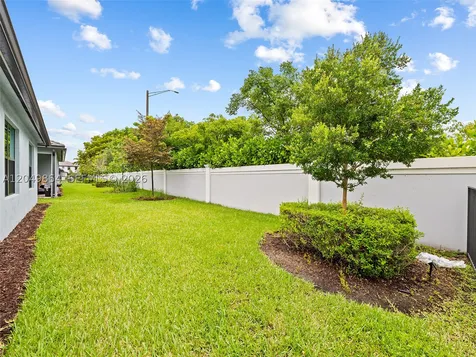 2950 Shortleaf Avenue Lauderdale Lakes FL 33311