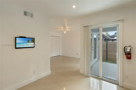 9587 SW 148th Ave Circle S Miami FL 33196