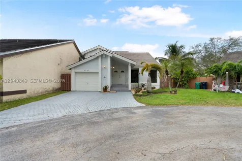 9587 SW 148th Ave Circle S Miami FL 33196