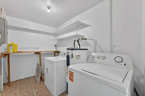 2420 NW 141st Street Opa-Locka FL 33054
