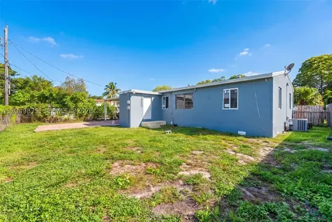 2420 NW 141st Street Opa-Locka FL 33054
