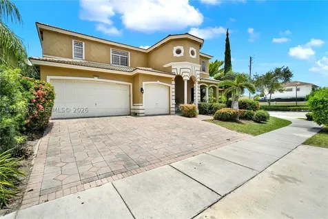 20765 SW 89th Avenue Cutler Bay FL 33189