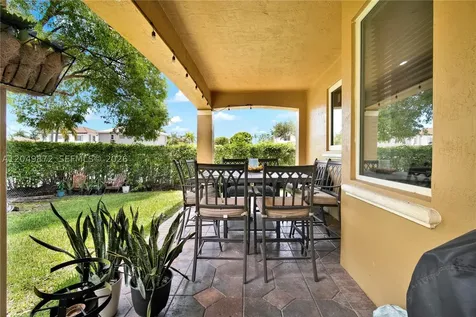 20765 SW 89th Avenue Cutler Bay FL 33189