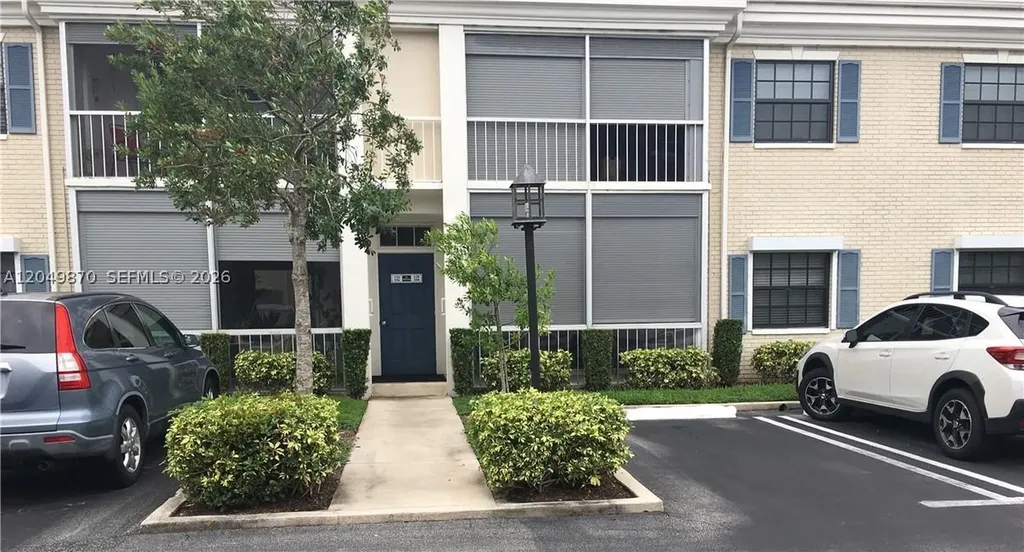 110 Cypress Club Drive Pompano Beach FL 33060