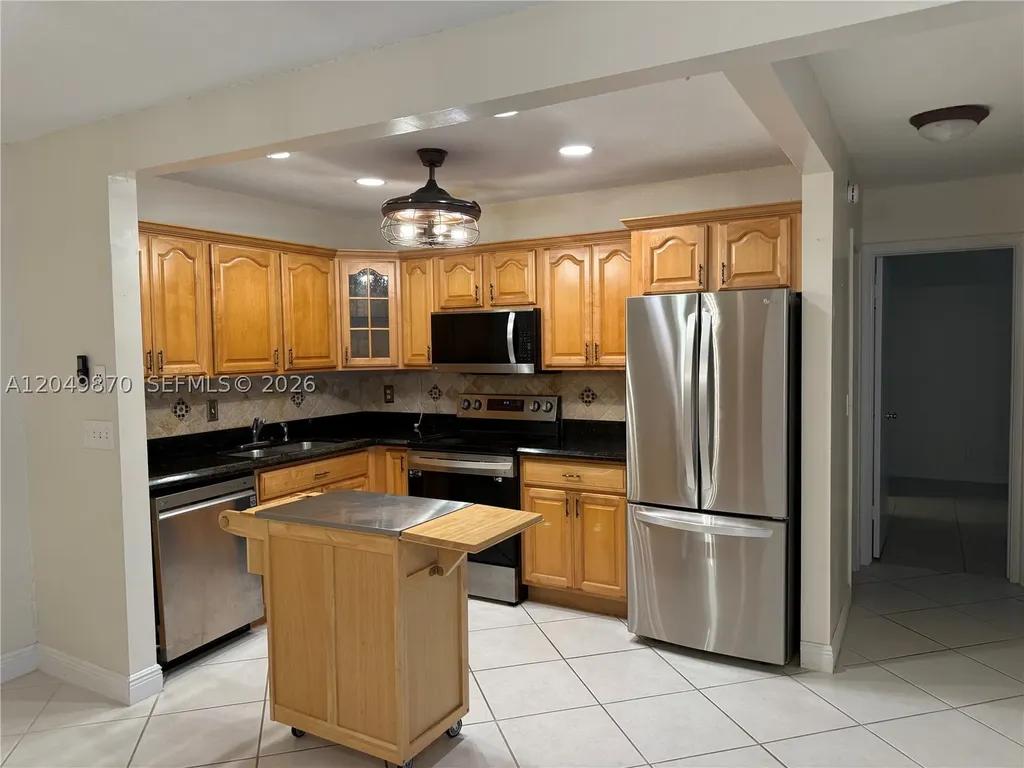 110 Cypress Club Drive Pompano Beach FL 33060