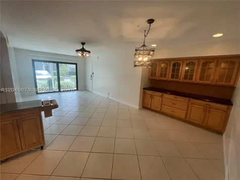 110 Cypress Club Drive Pompano Beach FL 33060
