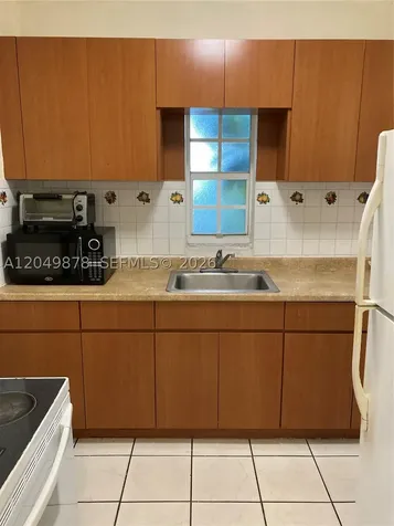 822 SW 31st Avenue Miami FL 33135