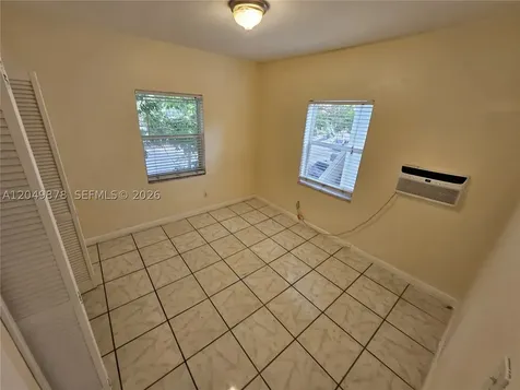 822 SW 31st Avenue Miami FL 33135