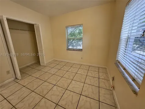 822 SW 31st Avenue Miami FL 33135
