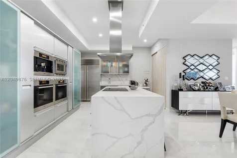 18201 Collins Avenue Sunny Isles Beach FL 33160