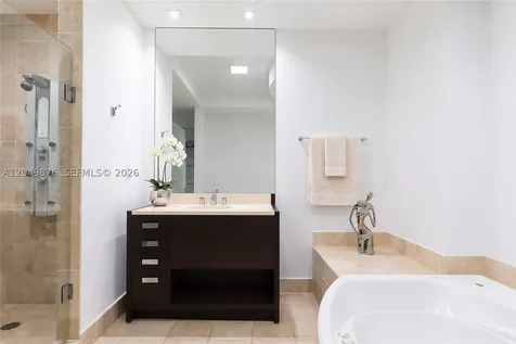 18201 Collins Avenue Sunny Isles Beach FL 33160