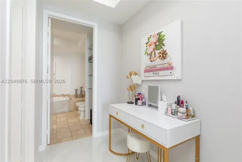 18201 Collins Avenue Sunny Isles Beach FL 33160