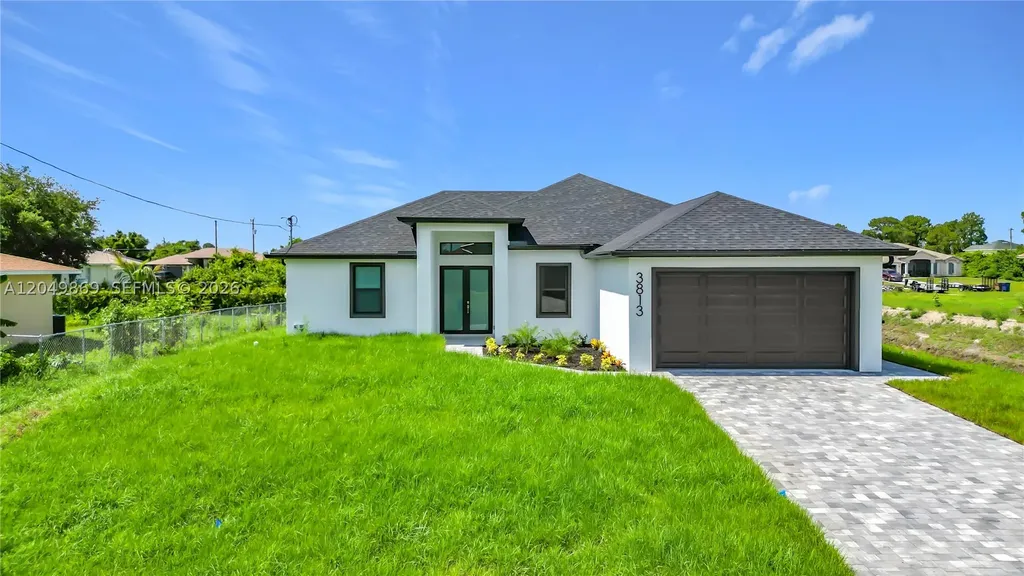 3813 SW 26th Street Lehigh Acres FL 33976