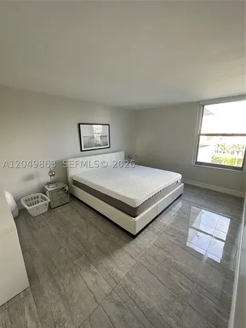 2899 Collins Avenue Miami Beach FL 33140