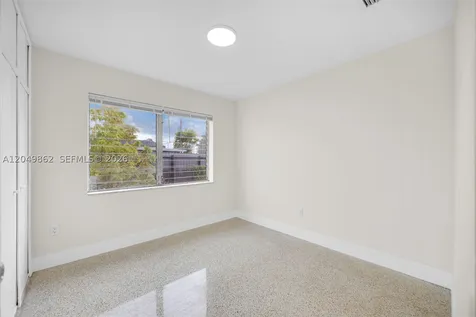 1380 W 60th Terrace Hialeah FL 33012