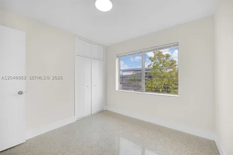 1380 W 60th Terrace Hialeah FL 33012