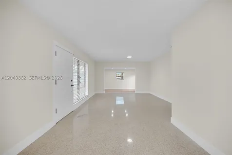 1380 W 60th Terrace Hialeah FL 33012