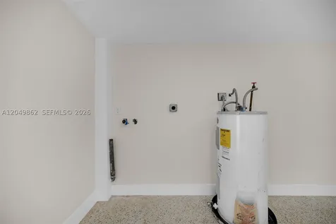 1380 W 60th Terrace Hialeah FL 33012