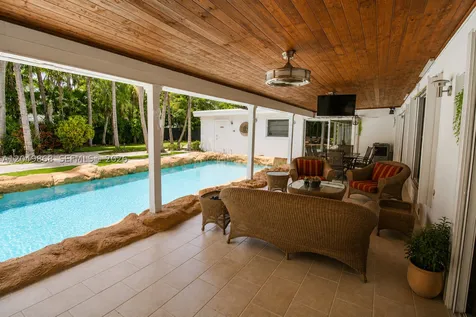 7255 SW 126th Street Pinecrest FL 33156