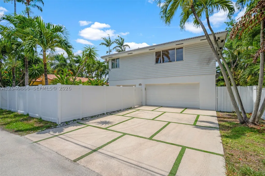 1550 Tyler Street Hollywood FL 33020