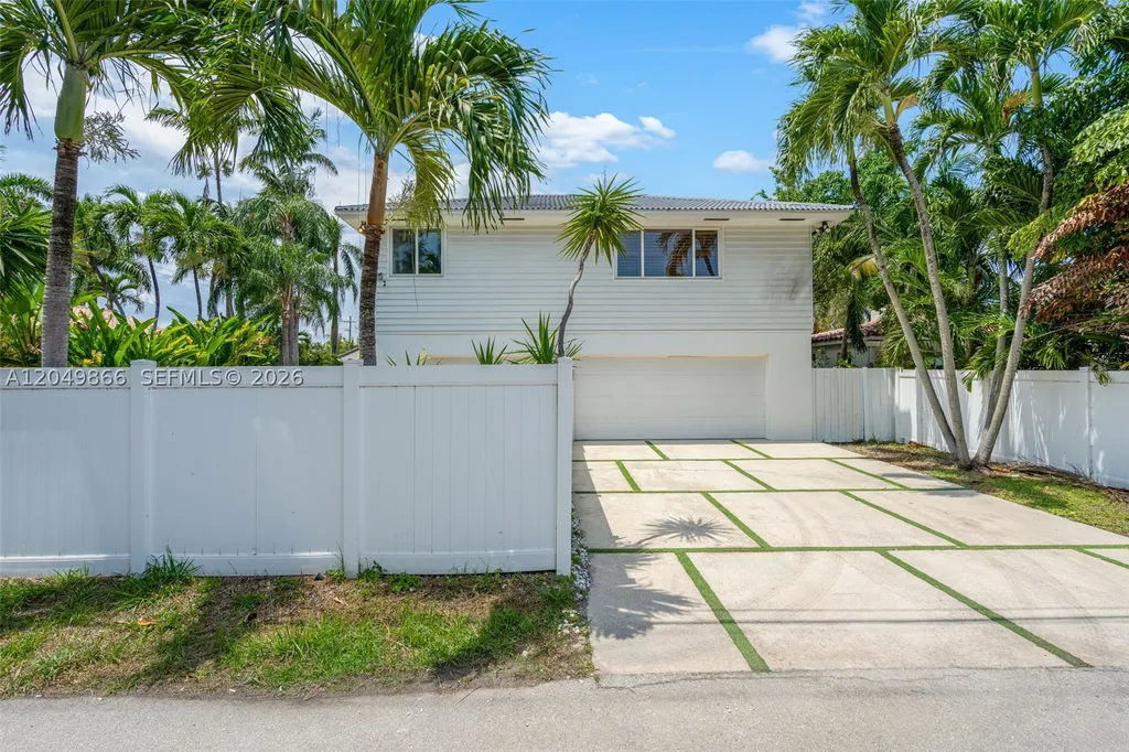 1550 Tyler Street Hollywood FL 33020