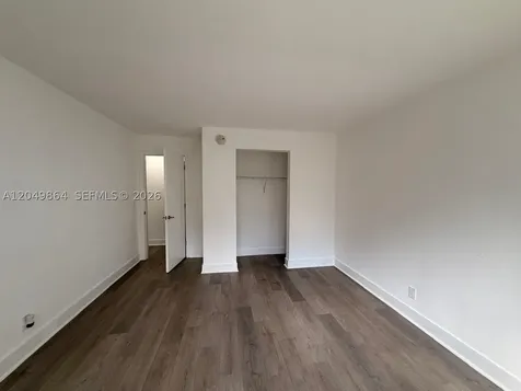 143 SW 9th Street Miami FL 33130