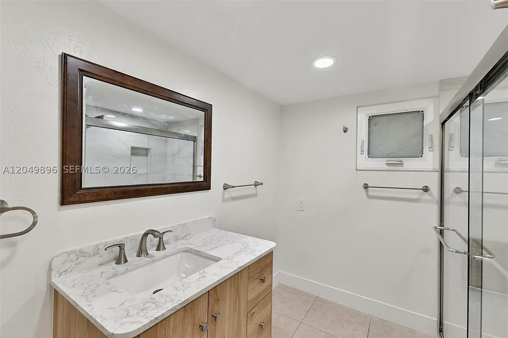 526 SE 34 Other City - In The State Of Florida FL 33904