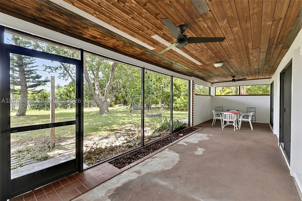 526 SE 34 Other City - In The State Of Florida FL 33904