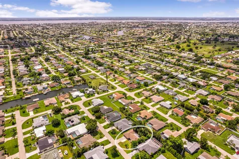 526 SE 34 Other City - In The State Of Florida FL 33904