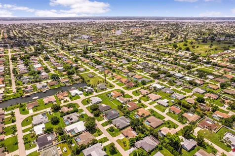 526 SE 34 Other City - In The State Of Florida FL 33904