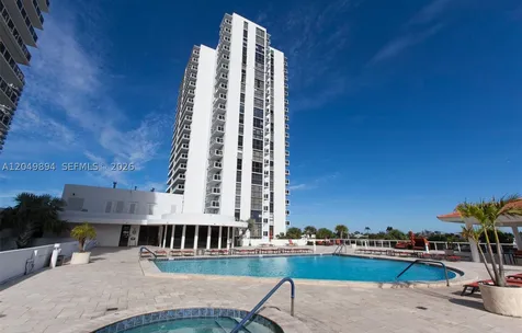 20515 E Country Club Drive Aventura FL 33180