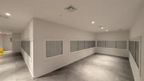 350 S Miami Avenue Miami FL 33130